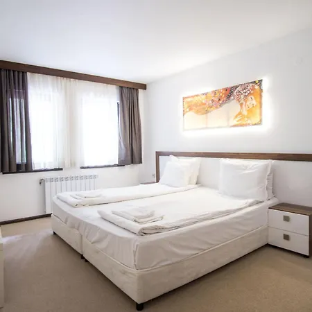 アパートホテル Borche Family Homes 4*