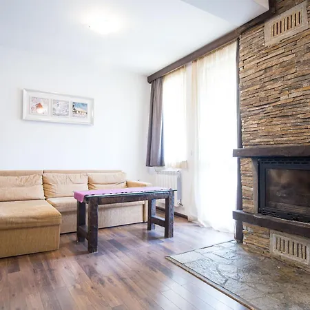 Borche Family Homes アパートホテル