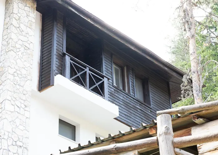 מלון דירות Borche Family Homes פמפורובו